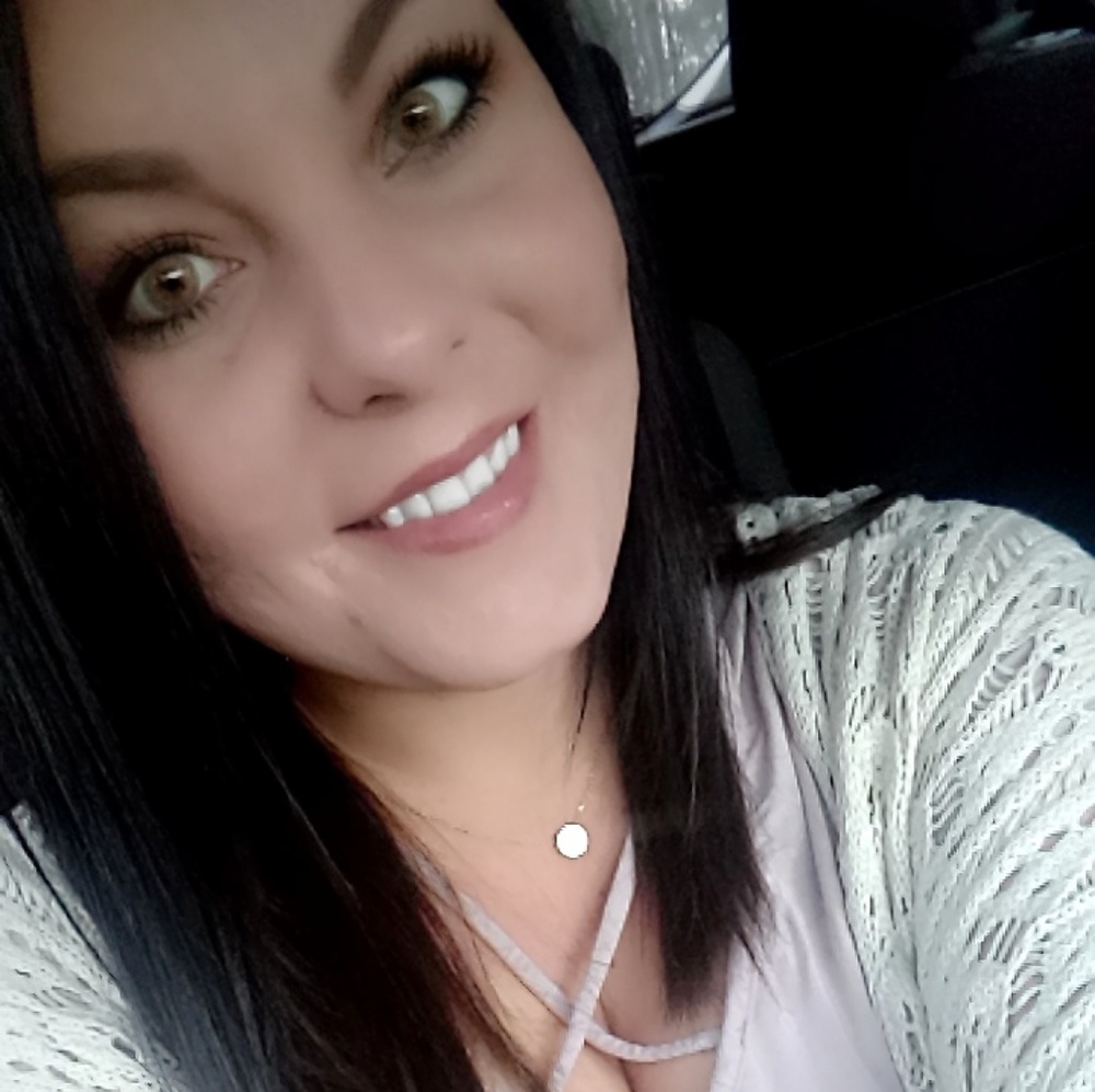 Meet your Posher, Christal